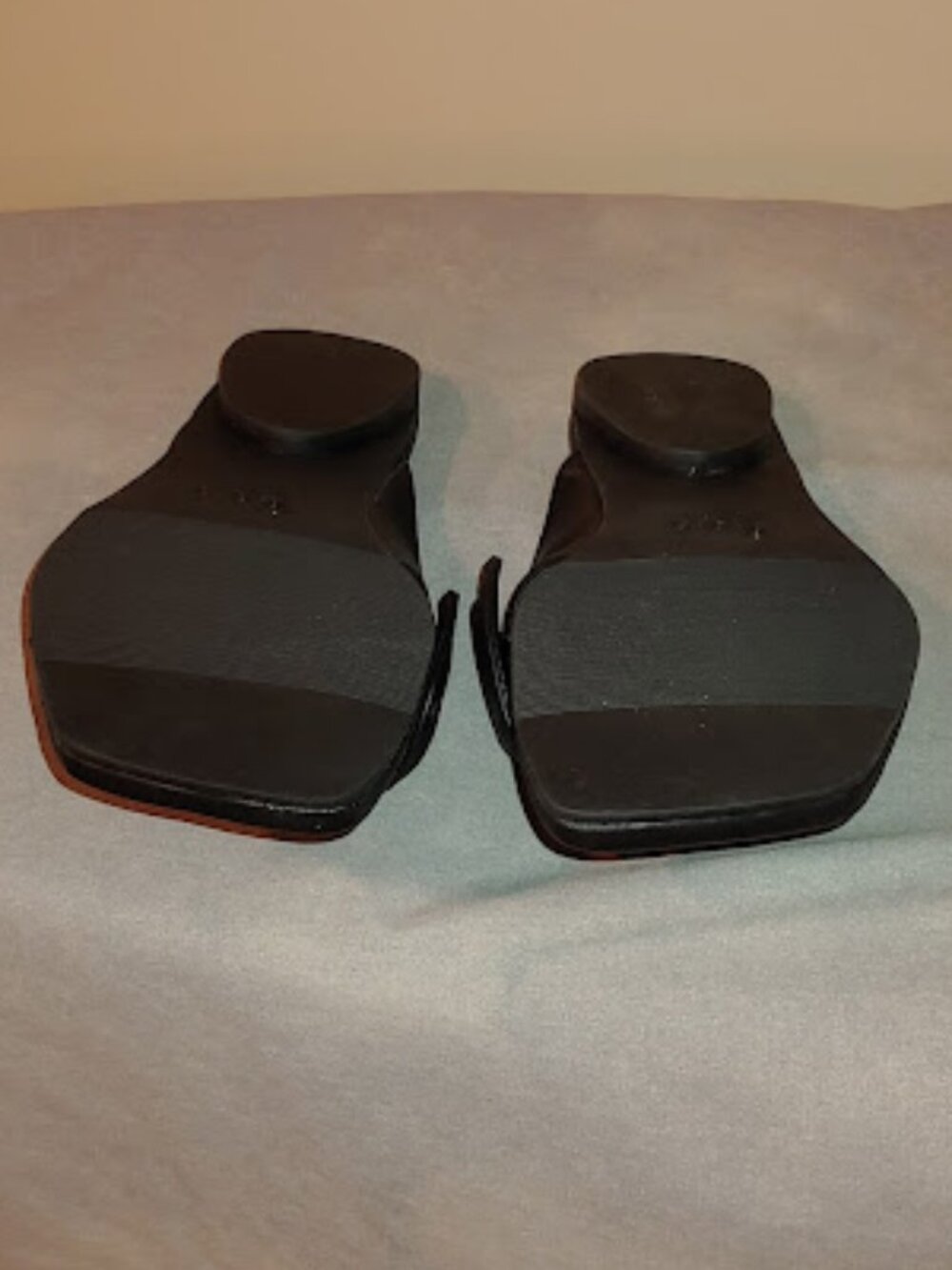 GOLO BOWTHONG FLIP FLOP IN BLACK - Picture 8 of 9